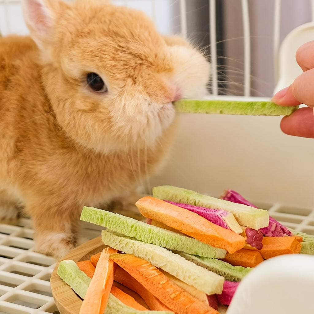 Freeze Dried Small Animal Treats with Vegetables and Fruits, Three Style Options for Pet Owners Planning Species-Appropriate Snack and Reward Routines