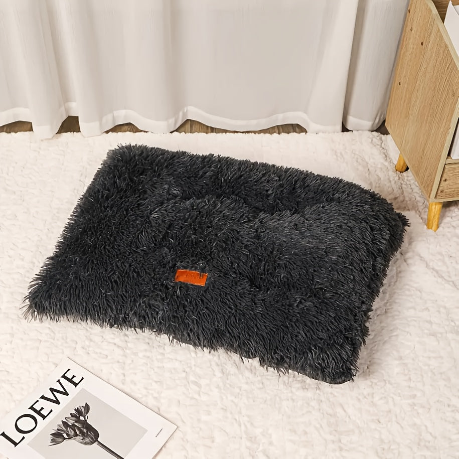Plush Cat Bed with Resilient Soft Cushion, Light Grey Indoor Sleeping Nest in Five Sizes for Kittens, Maine Coons and Persian Cats