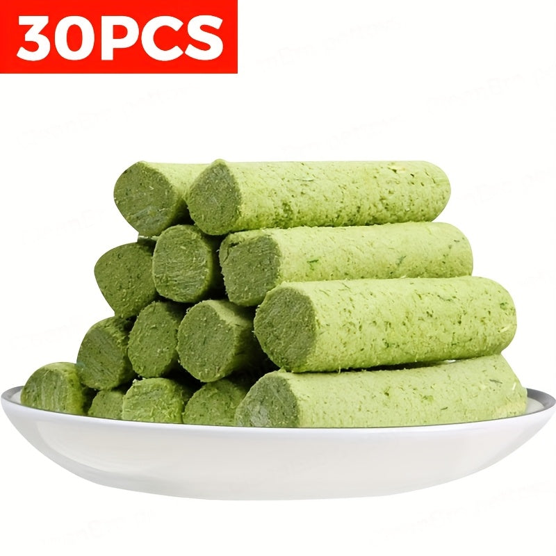 Cat Grass Chew Sticks, Freeze-Dried Edible Cat Snacks in 15 or 30 Piece Packs for Supervised Chewing, Treat Time and Cat Owner Gift Baskets