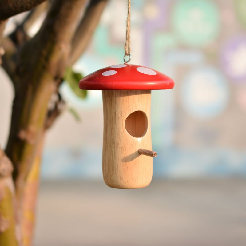 Wall Mounted Bird House in Brown, Cylinder Nest Box with Retro Garden Style for Outdoor Yard Decoration and Backyard Birdwatching Enthusiast Gifts