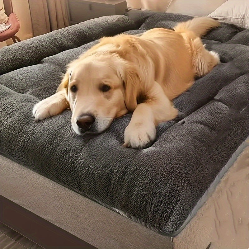 Dog Sofa Bed with Non-Slip Base, Grey 35.4 x 17.7 Inch Pet Lounge with Machine-Washable Polyester Cushion for Everyday Indoor Rest