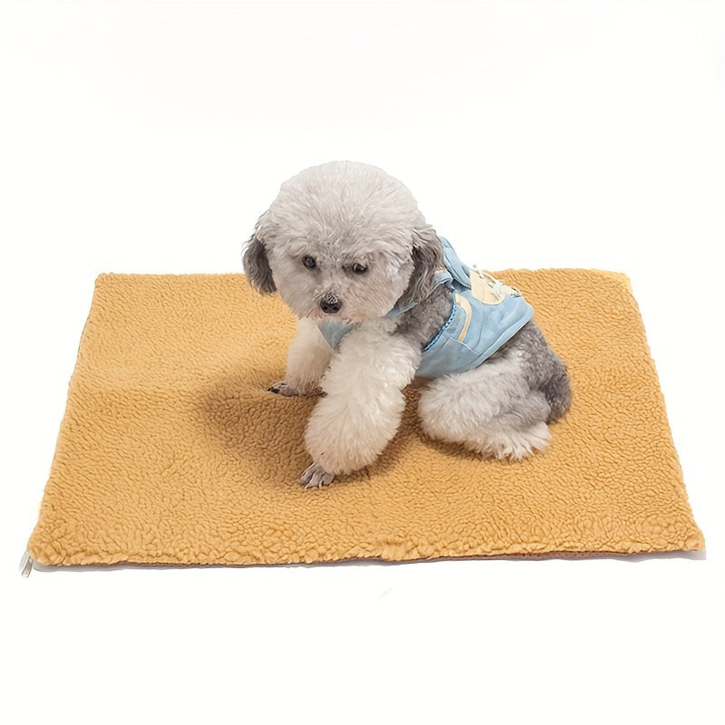 Self-Warming Pet Mat for Cats and Dogs, Soft Khaki Thermal Sleeping Pad with Reflective Layer, No Electricity Needed for Cozy Indoor Rest