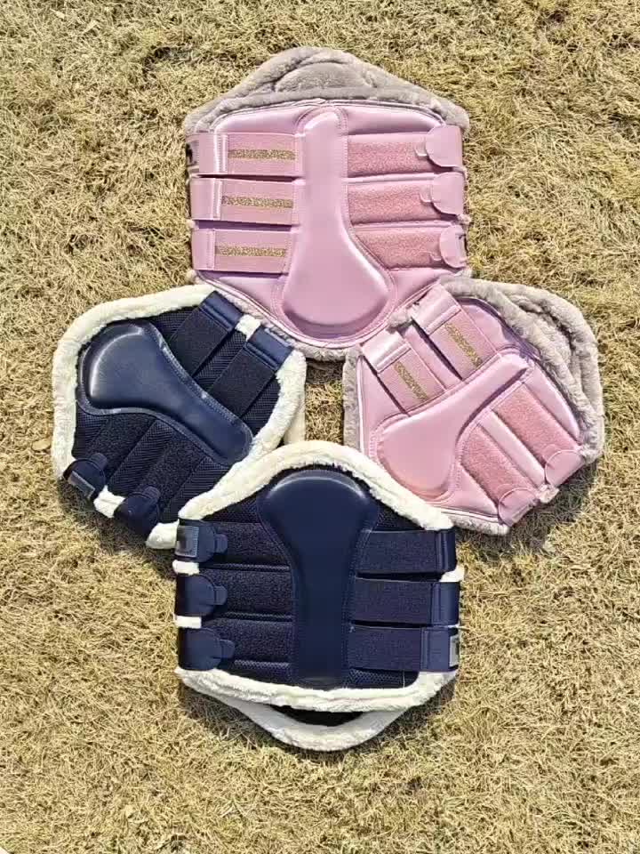 Horse Leg Wraps 1 Pair in Navy Blue, Breathable Mesh and Faux Leather Quick-Fit Equestrian Gear for Training and Jumping, S to XL Size Options