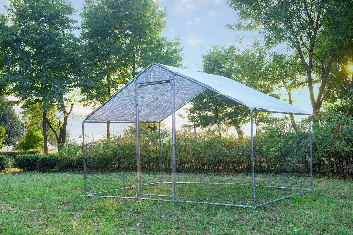 Walk-In Chicken Coop with Lockable Door, Galvanized Metal Poultry Run and UV-Resistant Cover for Backyard Hens, 118.1 x 78.7 x 78.7 Inches