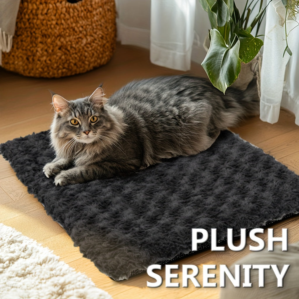 Heat-Retaining Pet Mat for Cats and Dogs, Removable Washable Non-Slip Resting Pad for Indoor Outdoor Use, Dark Gray in Small or Large