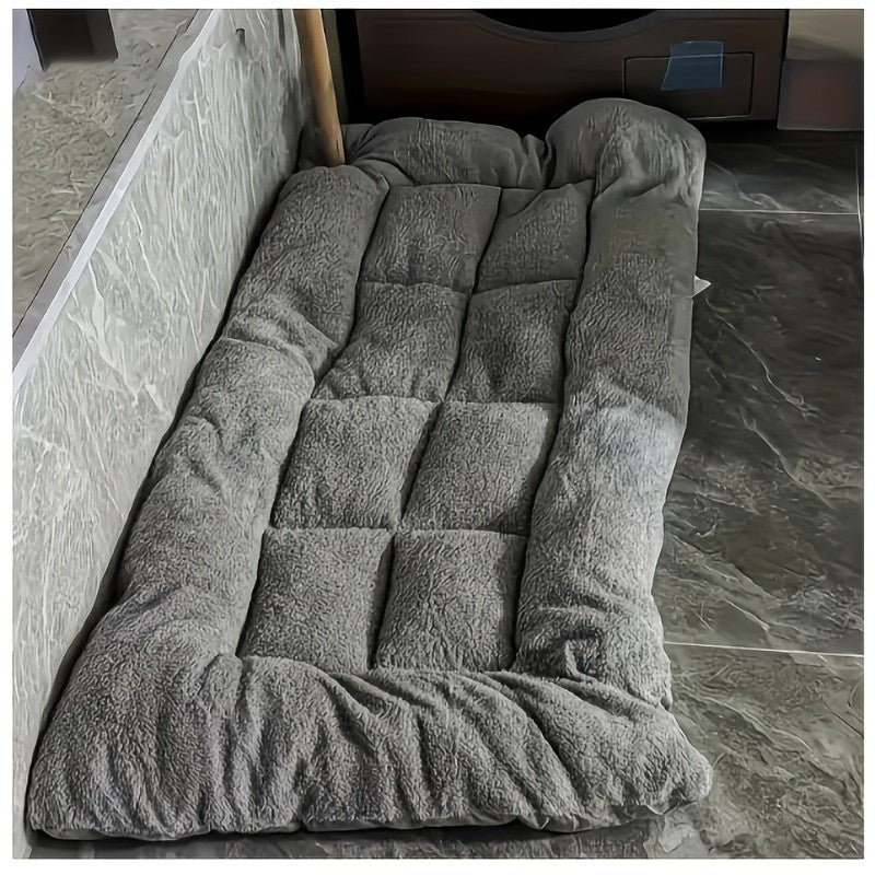 Plush Dog Sofa Bed in Grey, Thickened Soft Polyester Rectangular Pet Sleeping Pad for Dogs and Cats, Cozy Home Lounging and Crate Mat Use